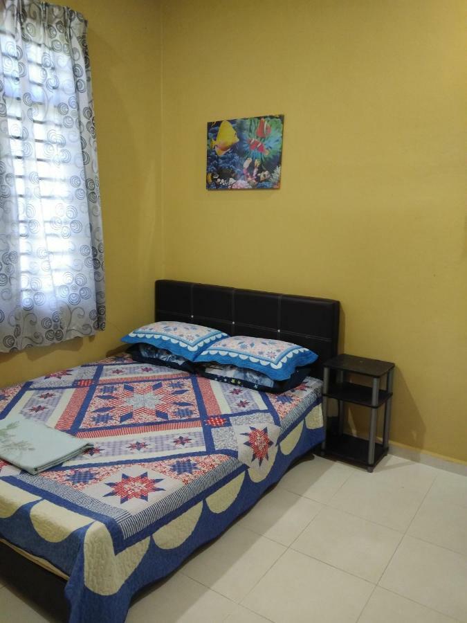 Davallia Homestay Дунгун Екстериор снимка